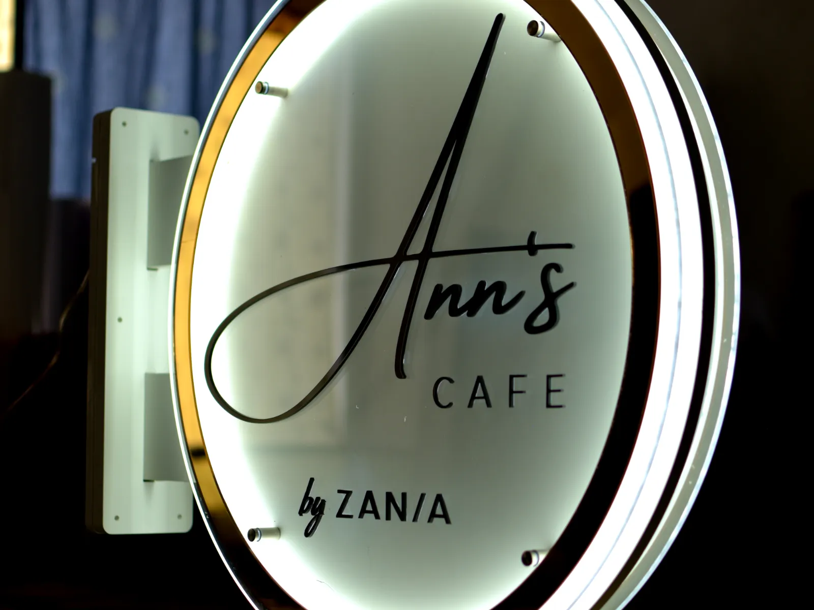 Ann's Cafetería